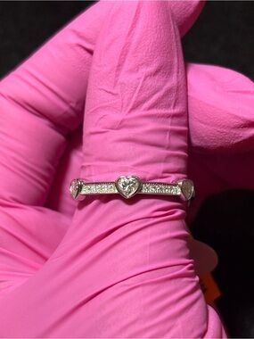 .925 Sterling Silver 1.2ct VVS Moissanite Heart Station Eternity Band Size 9